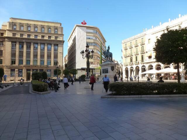 Chambres D'Hotes Chez Catherine A Reus Chambre De Paris Avec Salle De Bains Privee מראה חיצוני תמונה